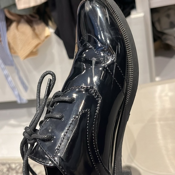 Oxford Shoes - Picture 5 of 5